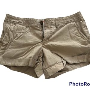 #oldnavy // tan shorts // size 4